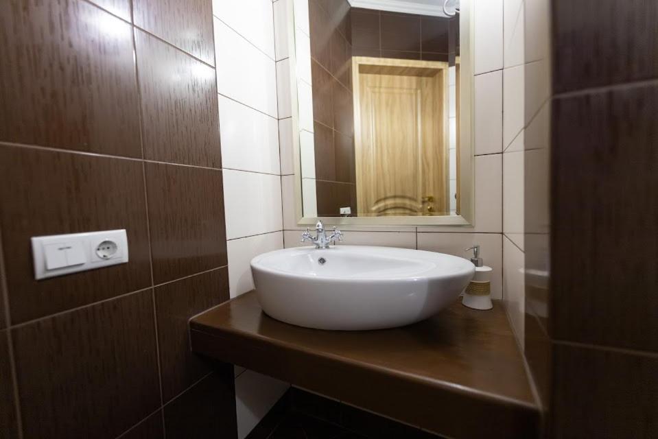 Villa Venterivka 2 ตาราริฟ ภายนอก รูปภาพ